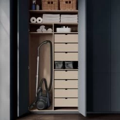 AEG AL61C4DB Stofzuiger Zonder Zak 700W Donkerblauw/Zwart 11 AEG AL61C4DB Stofzuiger Zonder Zak 700W Donkerblauw/Zwart -Bosch Winkel AEG Stofzuigers 4 4