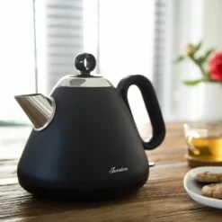 Inventum HW617B Waterkoker 1.7L 2200W Zwart/RVS -Bosch Winkel Inventum HW617B Waterkoker 1.7L 2200W ZwartRVS 3