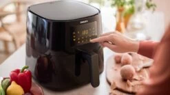 Philips HD9270/96 Rapid Air Airfryer 6,2L 2000W -Bosch Winkel Philips HD927096 Rapid Air Airfryer 62L 2000W 3